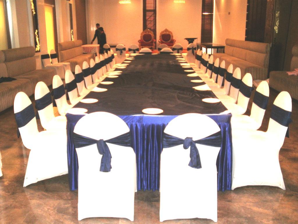 Jassons Sheesh Mahal Hotell Murthal Eksteriør bilde