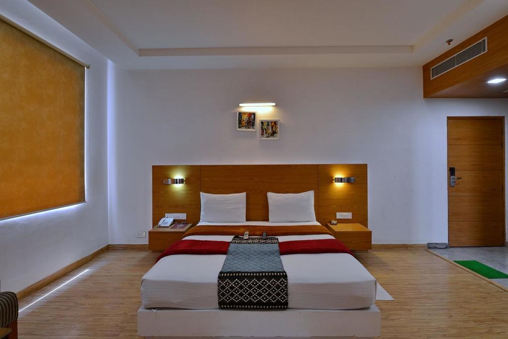 Jassons Sheesh Mahal Hotell Murthal Eksteriør bilde