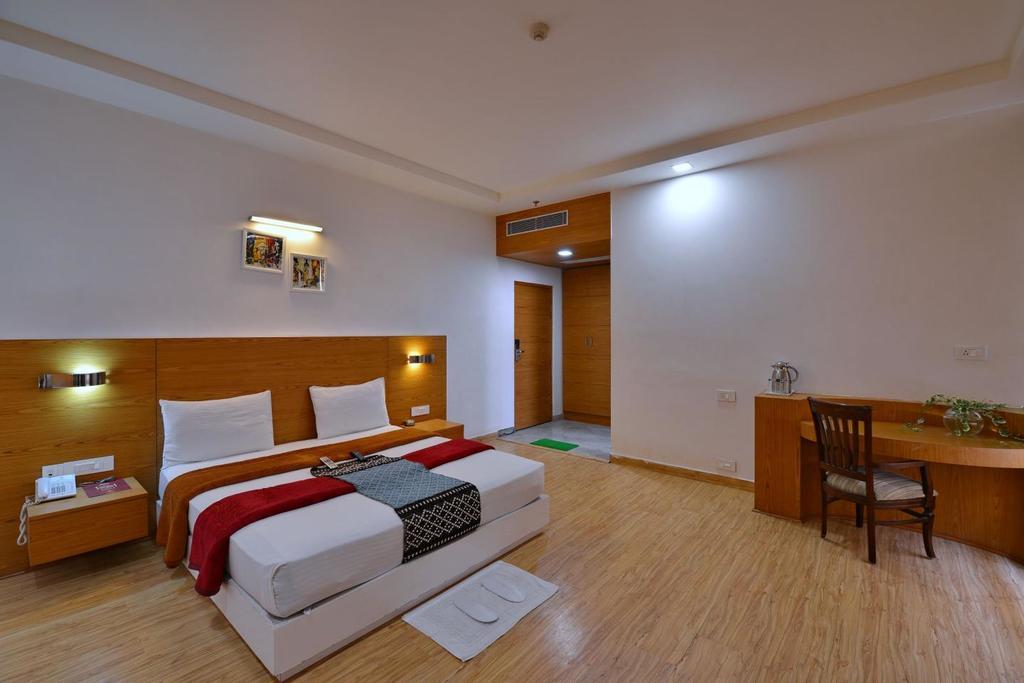 Jassons Sheesh Mahal Hotell Murthal Eksteriør bilde